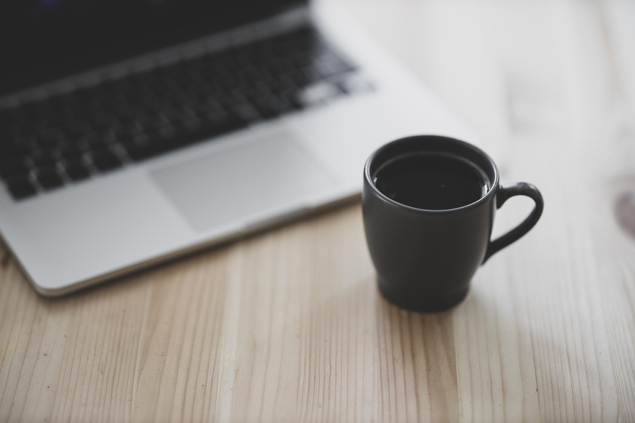 Rise & Shine: How Digital Nomads Can Make a 5 A.M. Wake-Up Work